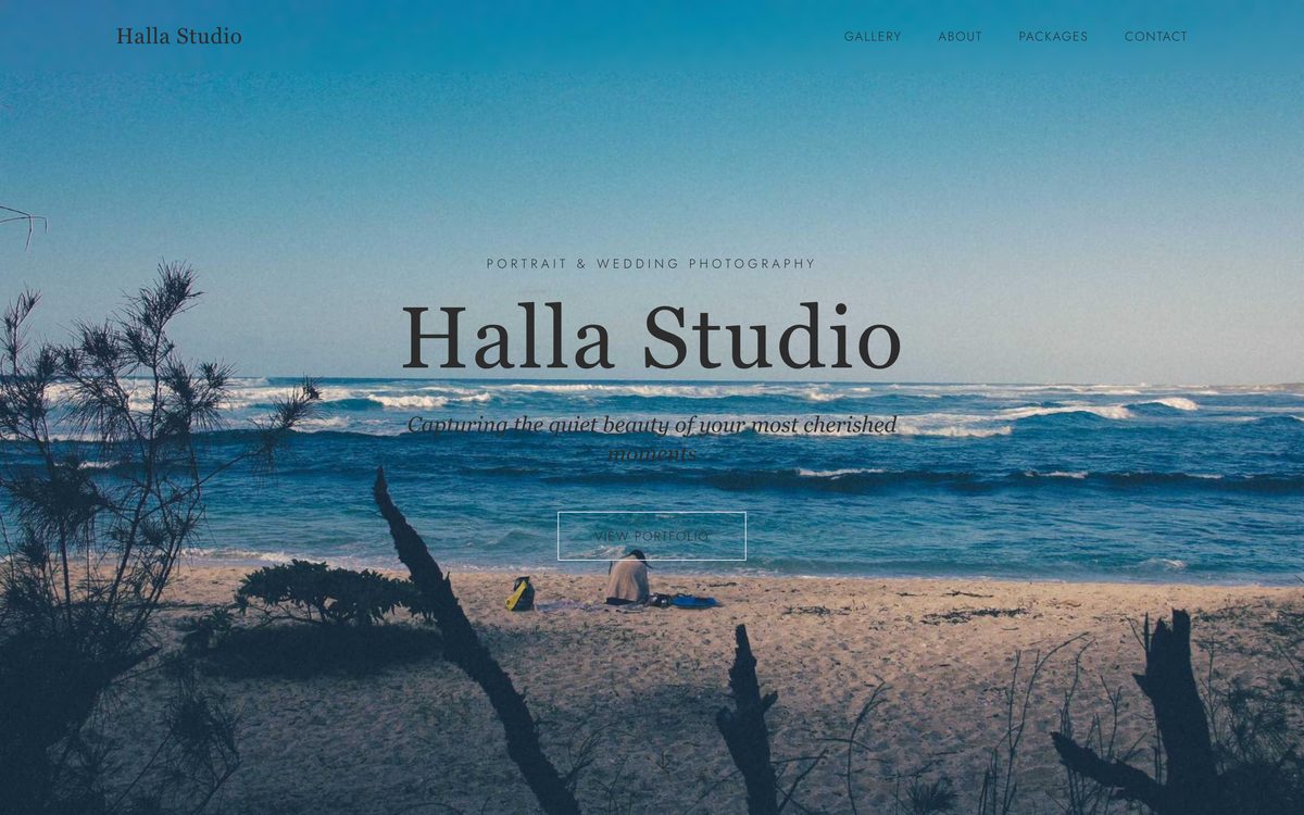 Halla Studio website - Fotografía example built with AMP AI